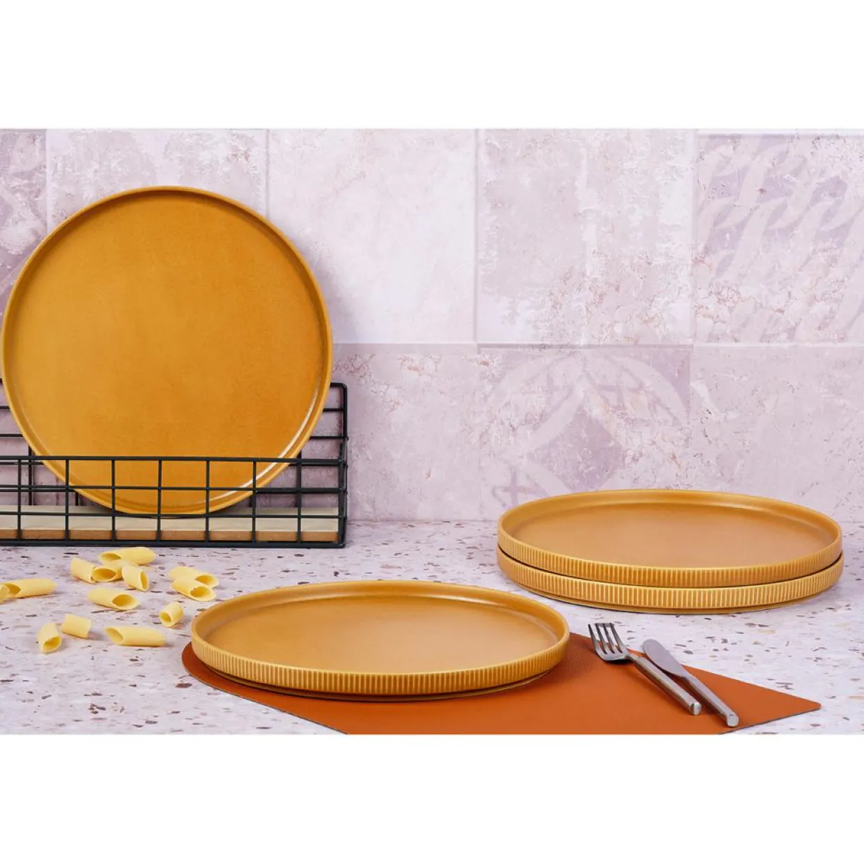 4 Assiettes Scandi jaune ocre - D.27 cm-Bjorn New