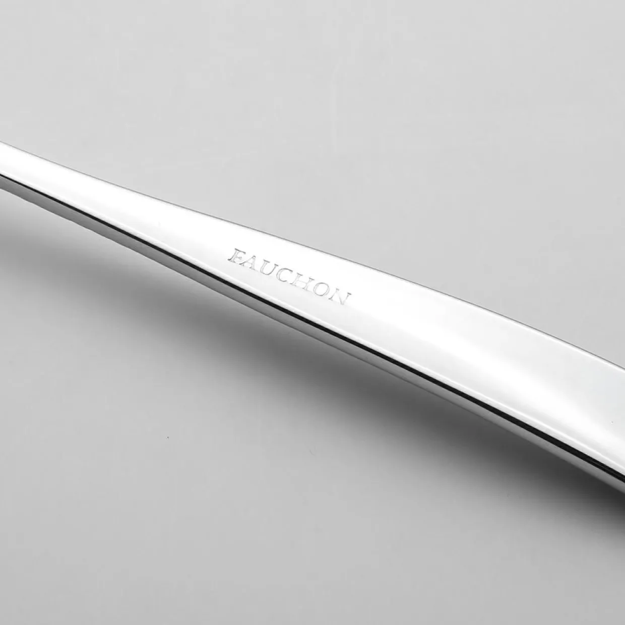 12 Couteaux à beurre Signature argentés - 16.4 cm-Fauchon Best