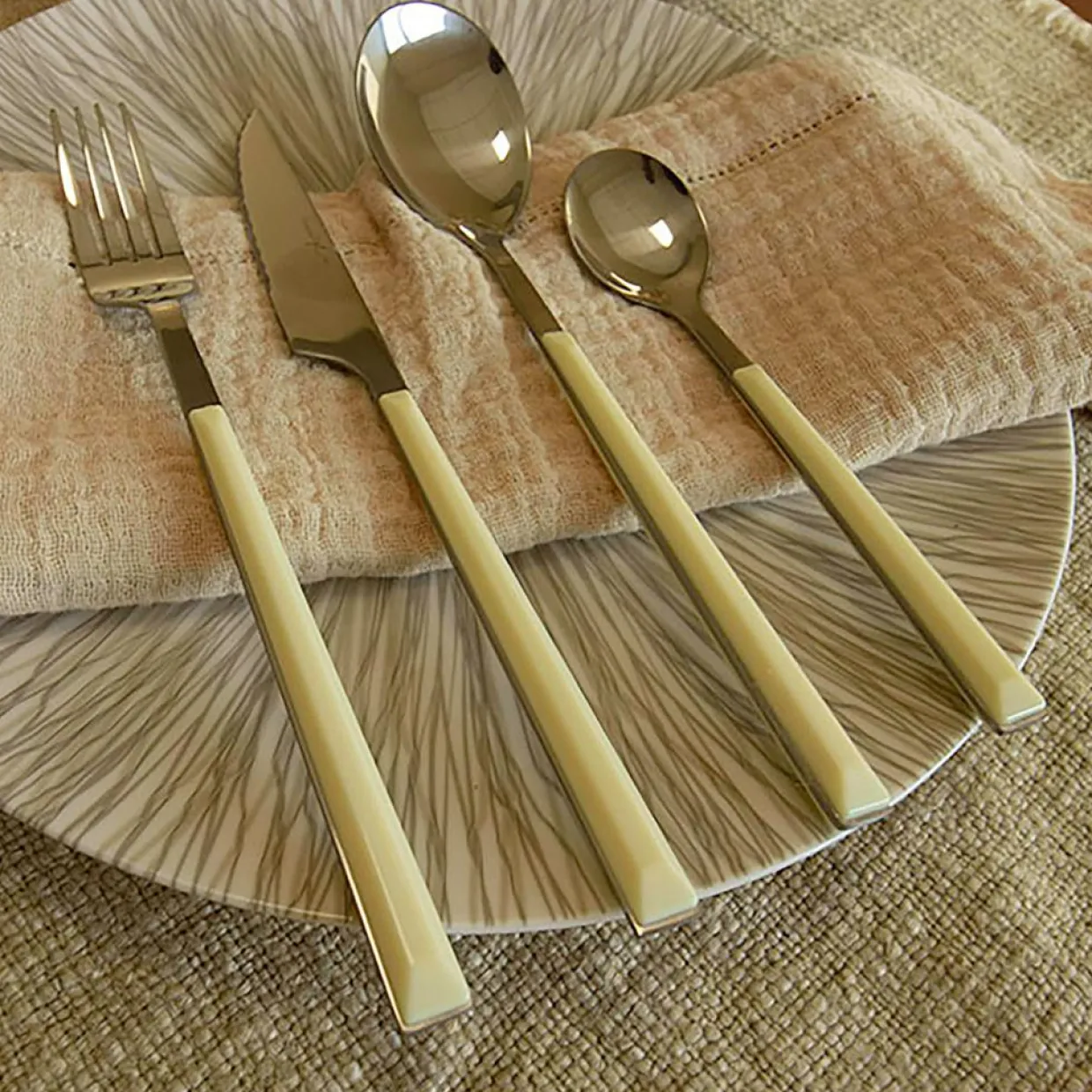 6 Couteaux de table Colorama crème - 23.5 cm-Menastyl