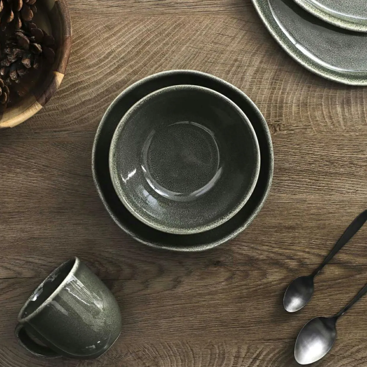 Home Deco Factory Mugs, Tasses^4 Mugs black forest noirs - 30 cl