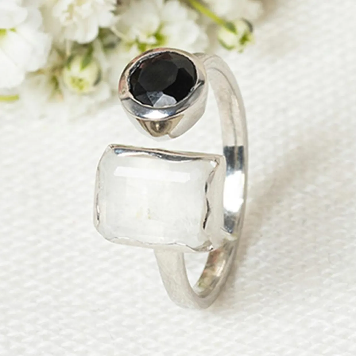 Femme Moonstone Bagues^Bague Léane Pierre de lune & Onyx en laiton