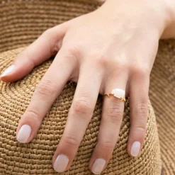 Femme Moonstone Bagues^Bague Lily Quartz en laiton doré