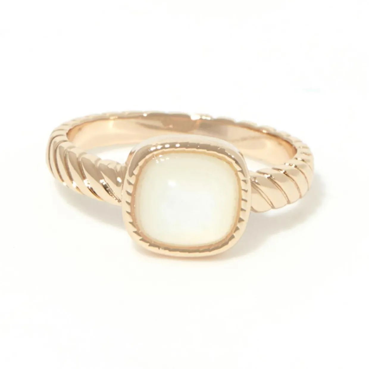 Femme Moonstone Bagues^Bague Pamela Nacre blanche en laiton doré