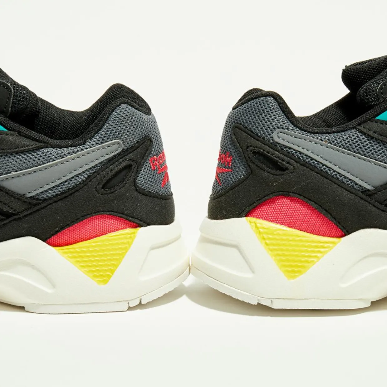 Baskets Aztrek 96 noir/turquoise/orange-Reebok Outlet