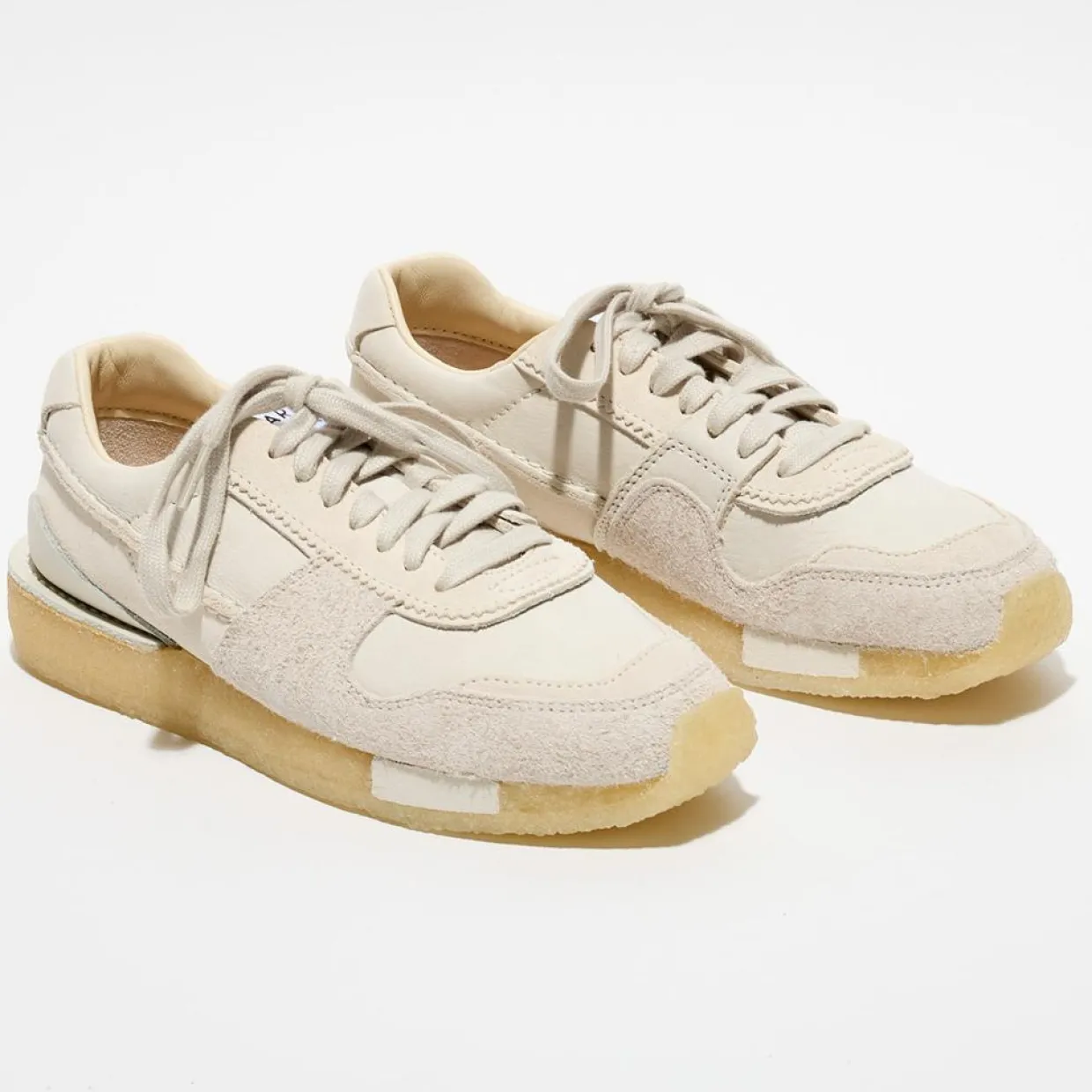 Femme Clarks Baskets^Baskets en Velours de Cuir Tor Run écrues