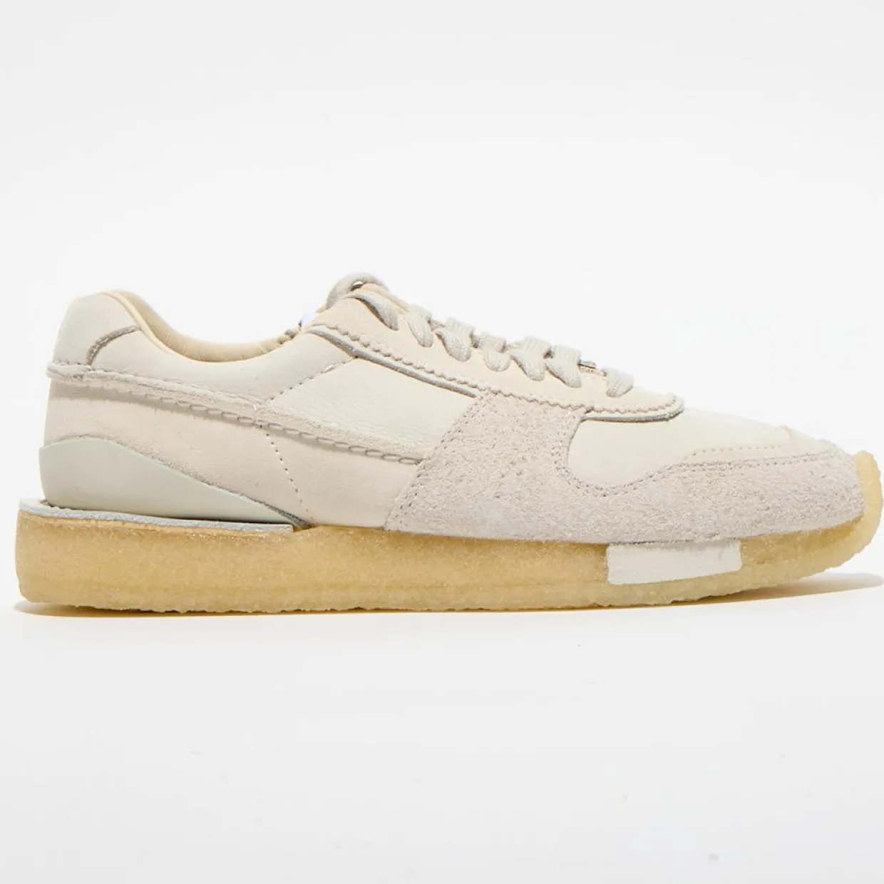 Femme Clarks Baskets^Baskets en Velours de Cuir Tor Run écrues