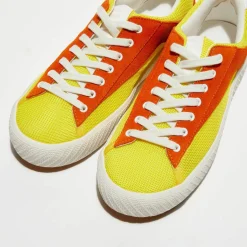 Baskets jaune/orange-By Far Hot