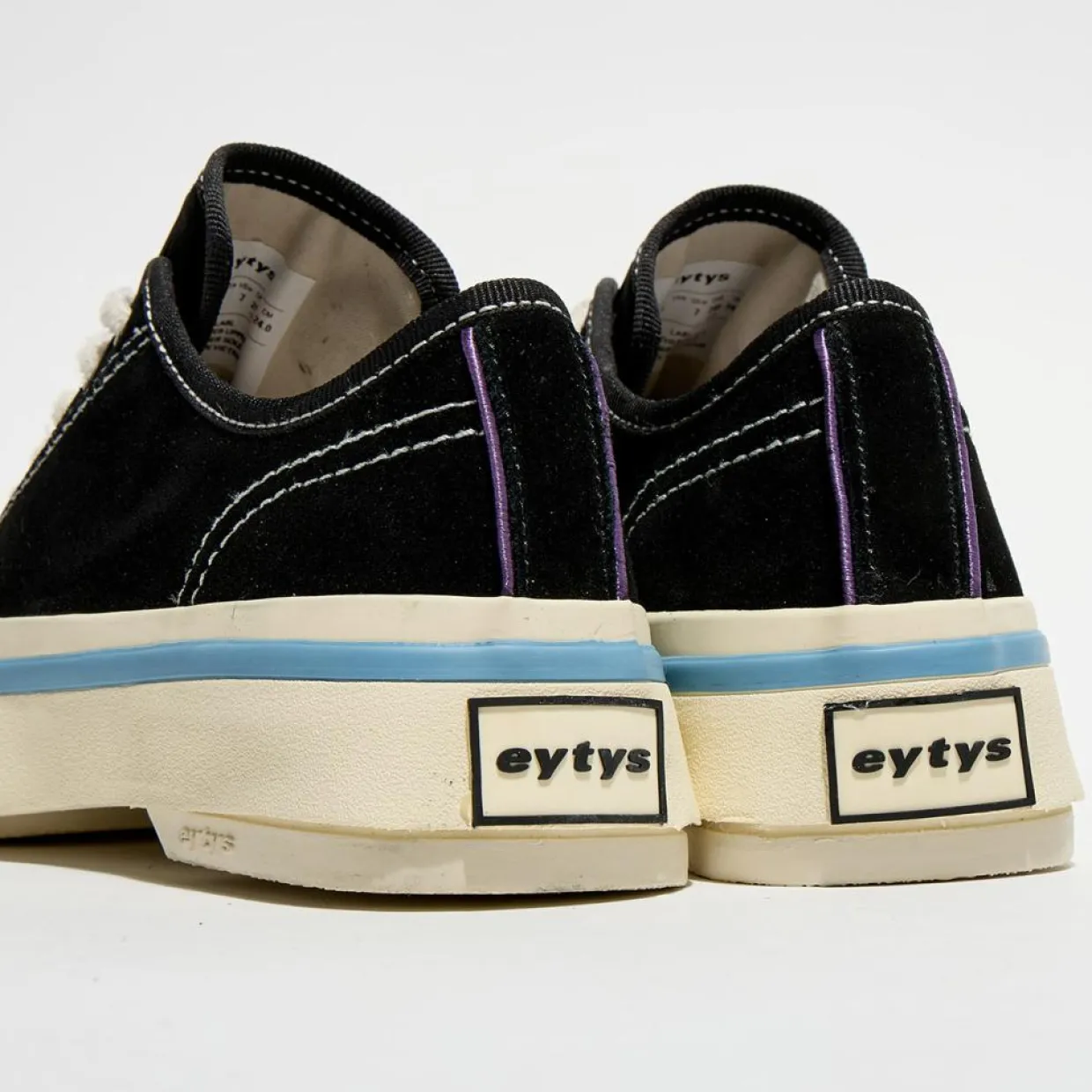 Baskets Laguna noires-Eytys Hot