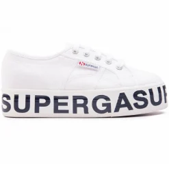 Femme Superga Baskets^Baskets Mania blanches