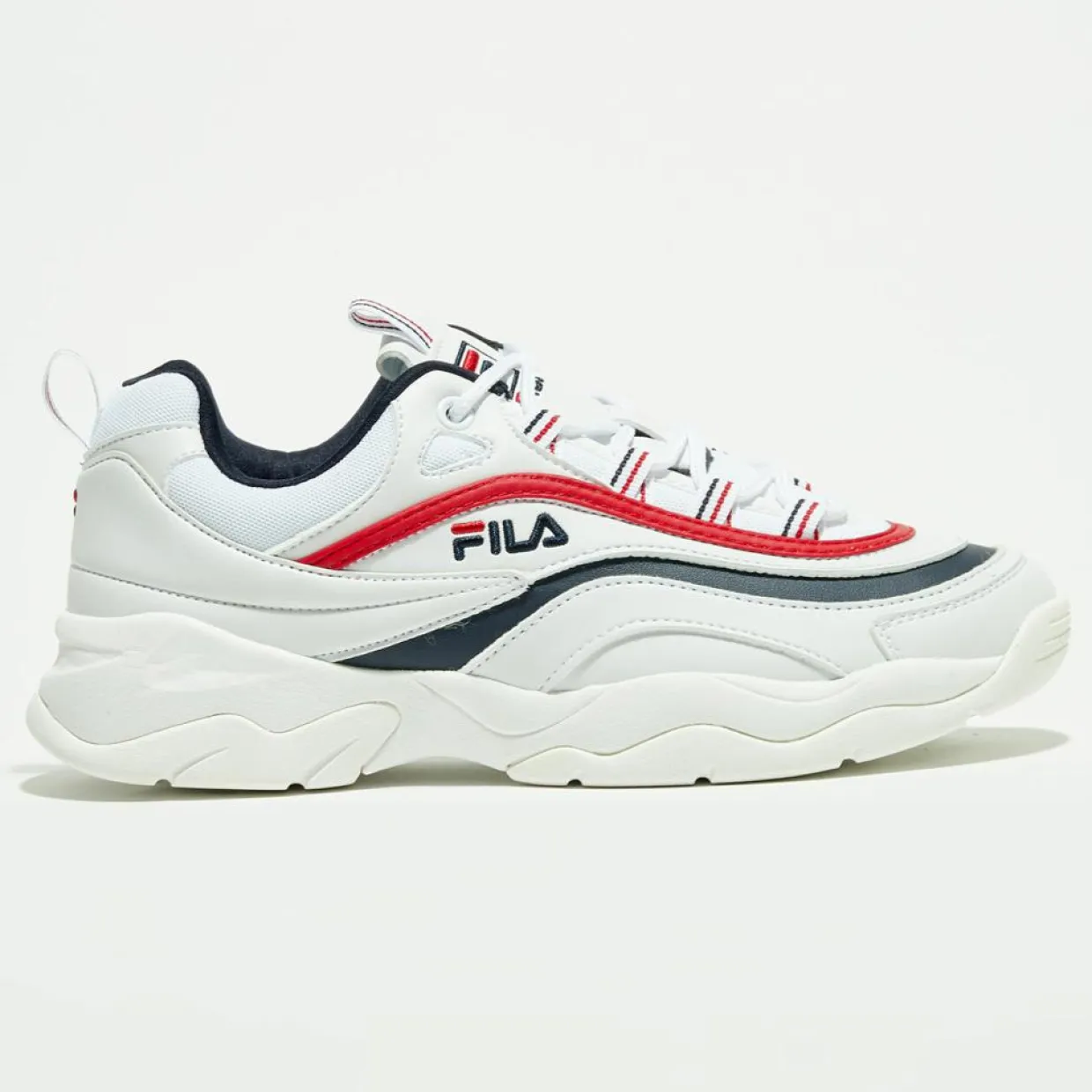 Femme Fila Baskets^Baskets Ray Low blanc/marine/rouge