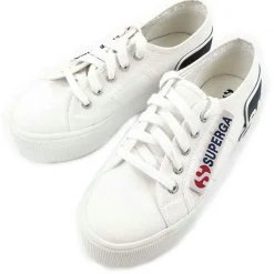 Femme Superga Baskets^Baskets Zoisig blanches