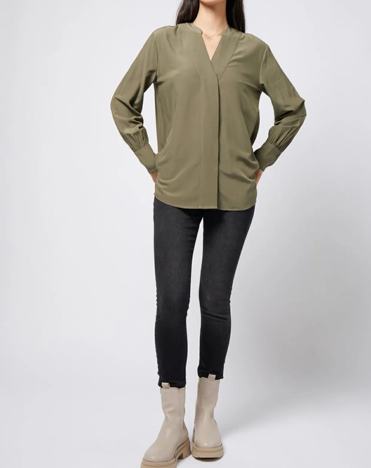Femme Esprit Tops Et Blouses^Blouse à encolure en V lenzing™ ecovero™ kaki clair