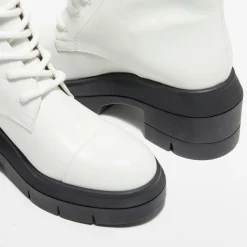 Femme Stuart Weitzman Bottines^Boots en Cuir Nisha blanches - Talon 7,5 cm