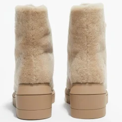 Femme Stuart Weitzman Bottines^Boots en Peau de Mouton Nisha beiges - Talon 7,5 cm