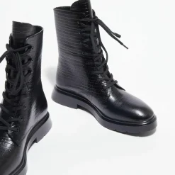 Femme Stuart Weitzman Bottines^Boots McKenzee effet reptile noires