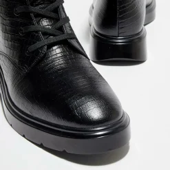 Femme Stuart Weitzman Bottines^Boots McKenzee effet reptile noires