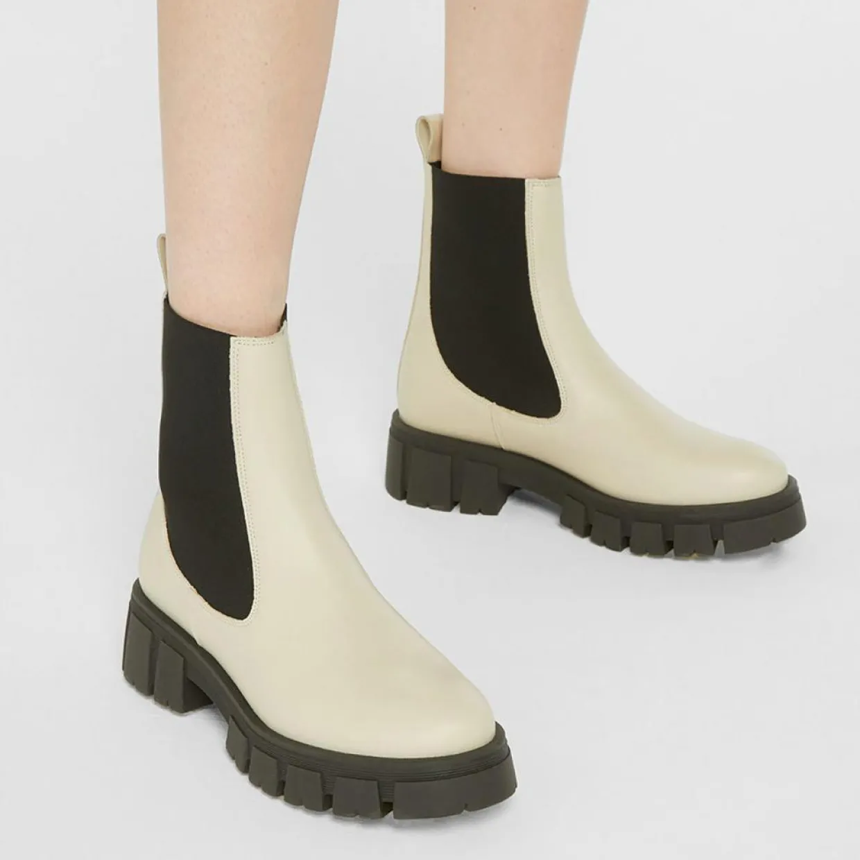 Femme Galeries Lafayette Bottines^Chelsea boots en Cuir semelle épaisse beiges - Talon 4,5 cm