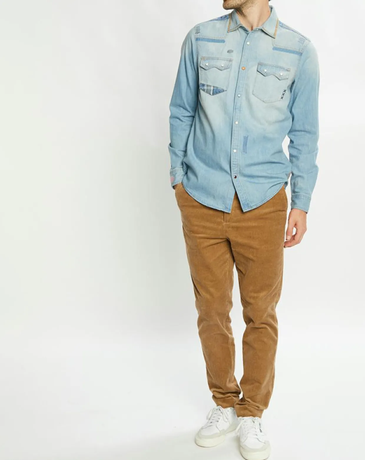 Chemise Regular Fit en Jean Western Patch bleu clair délavé-Scotch & Soda Sale