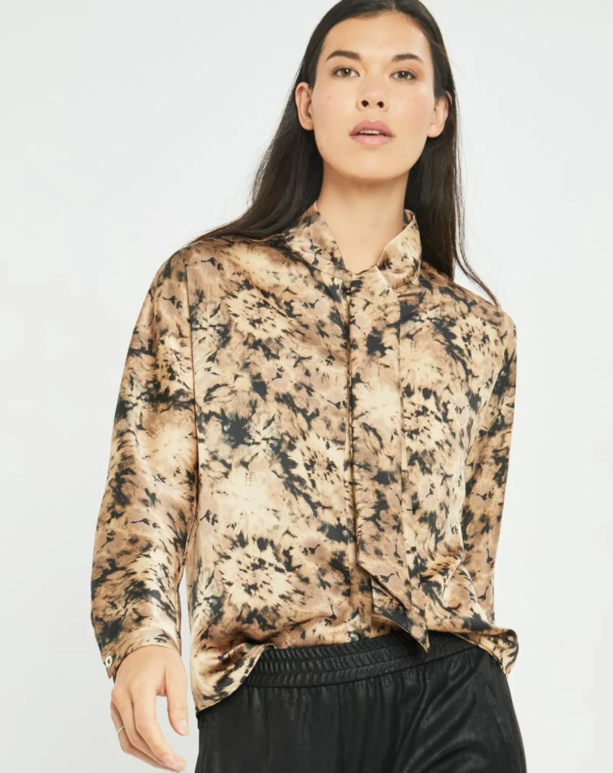 Chemise satinée Store écorce dorée-Lauren Vidal Sale