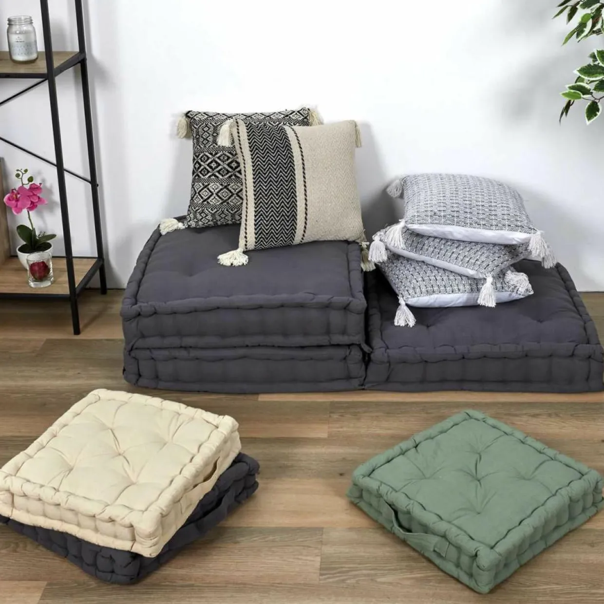 Home Deco Factory Coussins, Galettes De Sièges^Coussin berbère rayures pompons beige/noir/beige - 40x40 cm