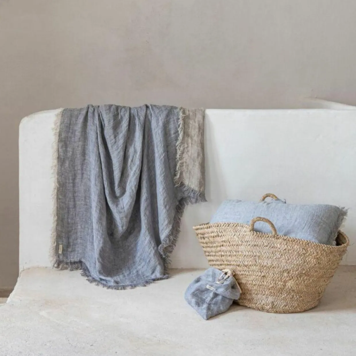 Bed and Philosophy Coussins, Galettes De Sièges^Coussin Coton en lin & coton bleu 40x60cm
