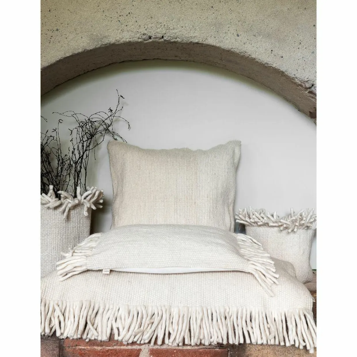Bed and Philosophy Coussins, Galettes De Sièges^Coussin en laine écru 80x80cm