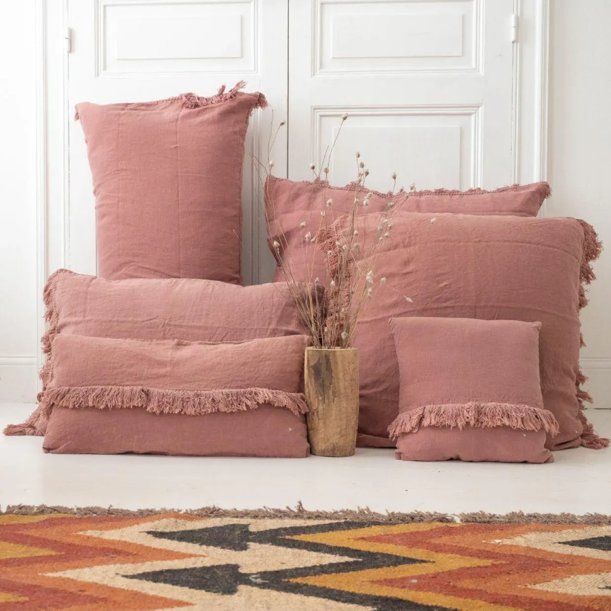 Coussin en lin frangé rose 30x60cm-Bed and Philosophy Best