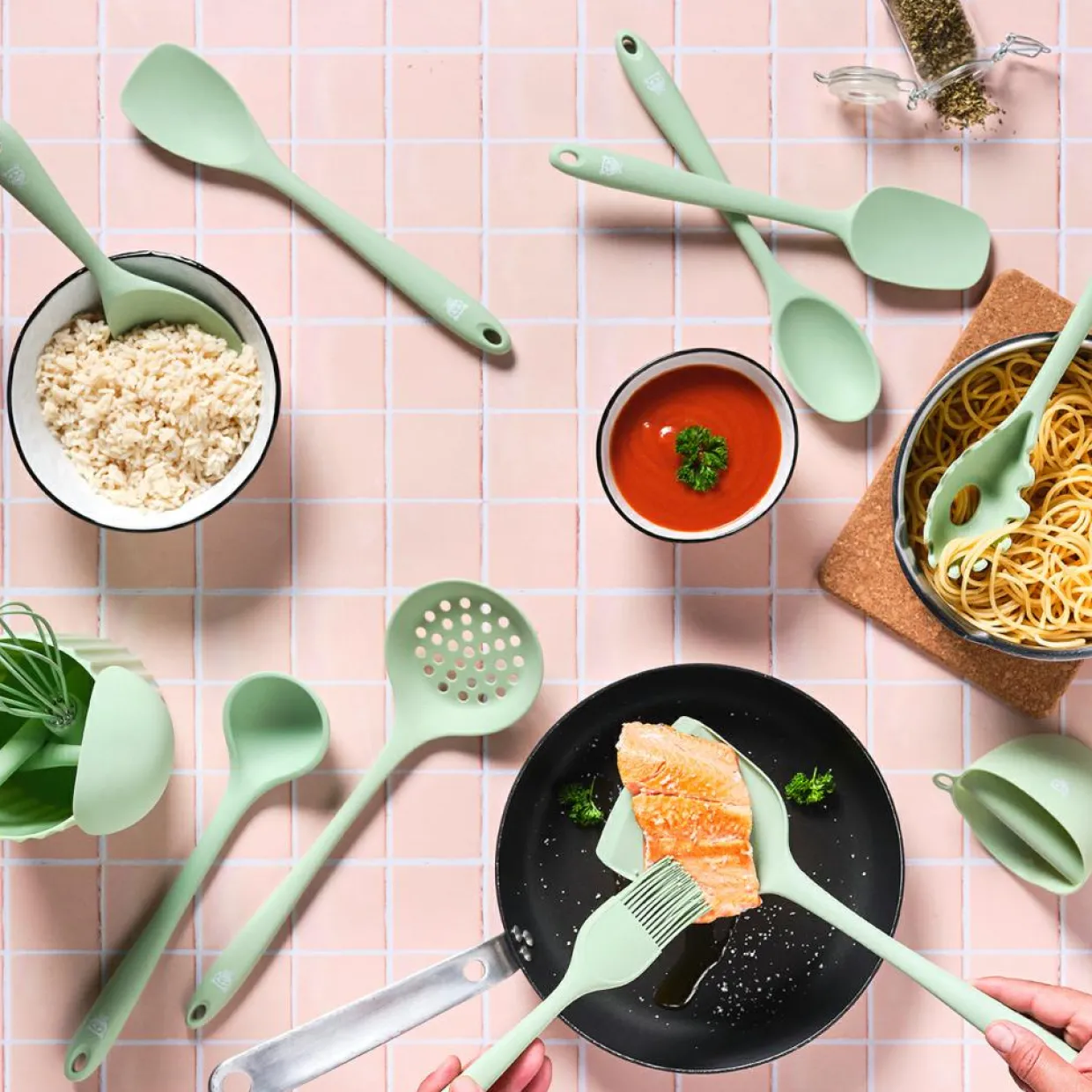 Bjorn Couverts De Table^Couverts à salade en silicone IVAR vert pâle