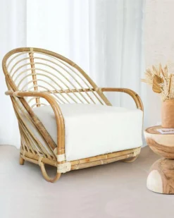 Uniqka Fauteuils^Gaia - Fauteuil en rotin tressé et coussin Blanc