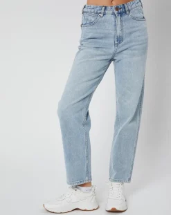 Jean x Wrangler Shes Cheeky bleu-Billabong Discount