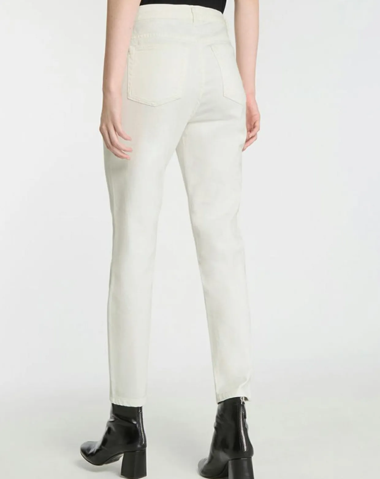 Jean Slim blanc-Galeries Lafayette Hot