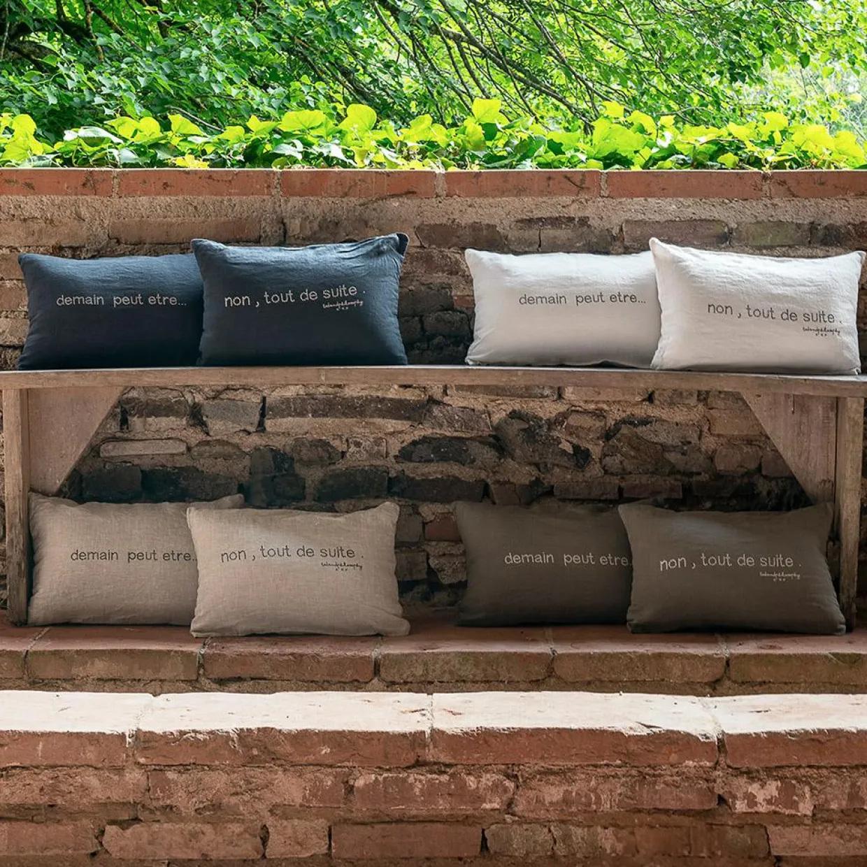 Paire de coussins sérigraphiés en lin naturels 25x40cm-Bed and Philosophy Sale
