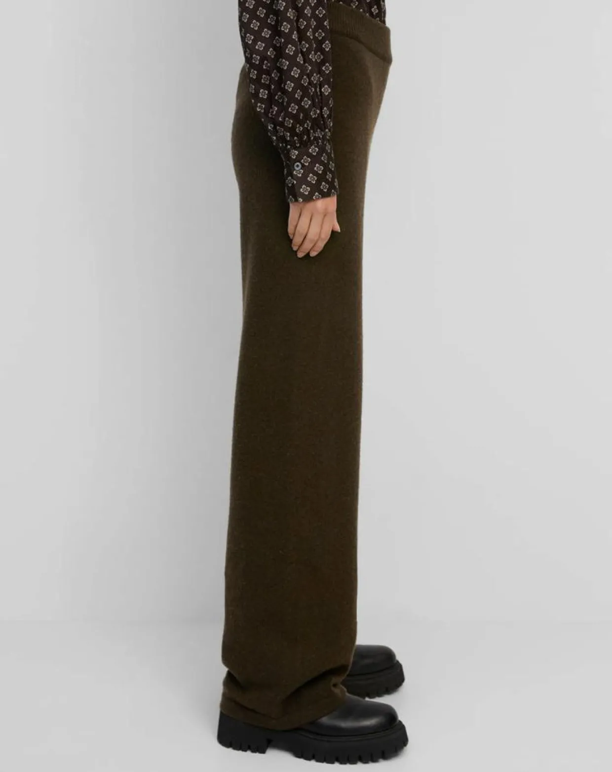 Pantalon en Laine vierge mélangée marron foncé-Marc O'Polo