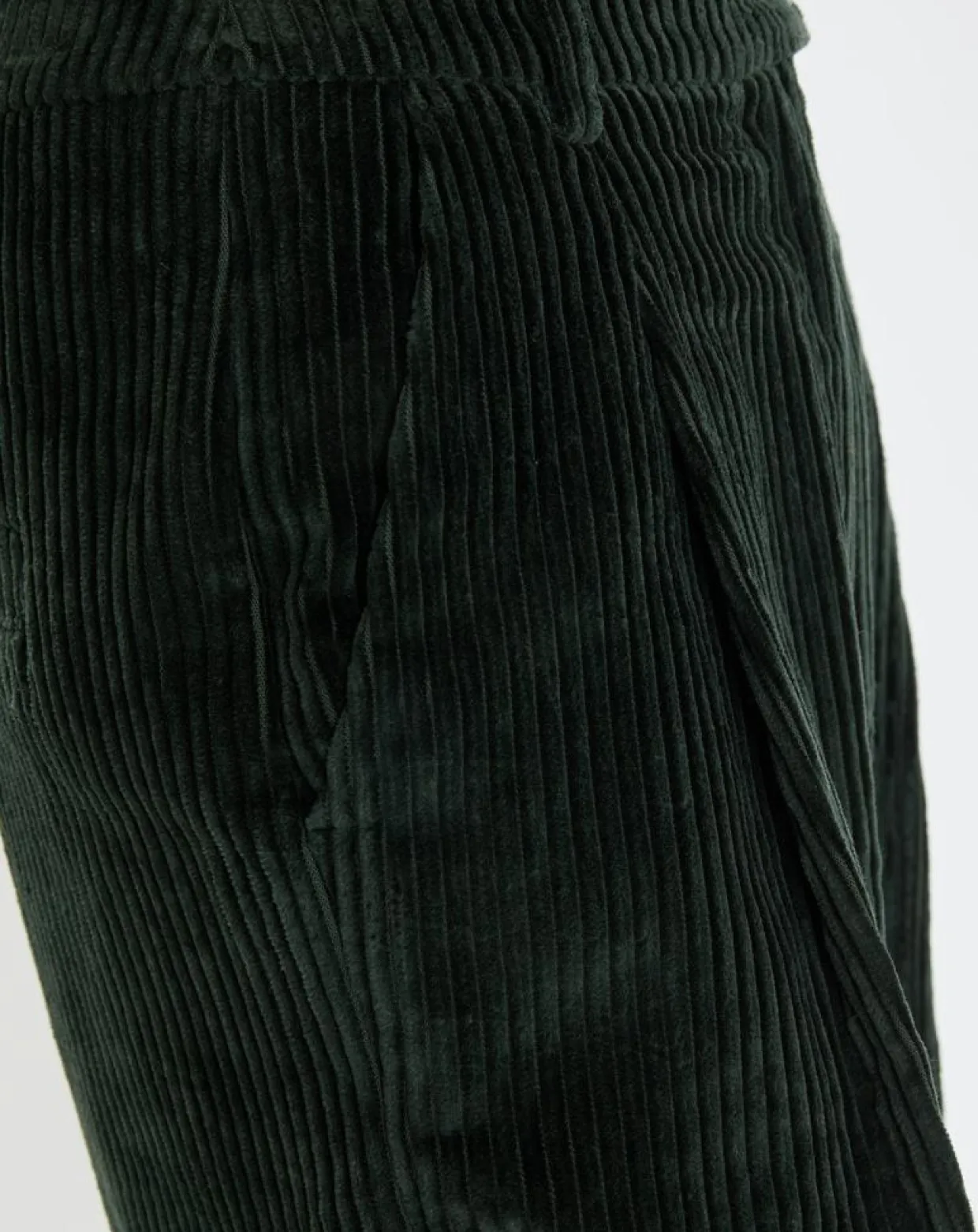 Femme Marc O'Polo Pantalons^Pantalon large en Velours côtelé à revers vert foncé
