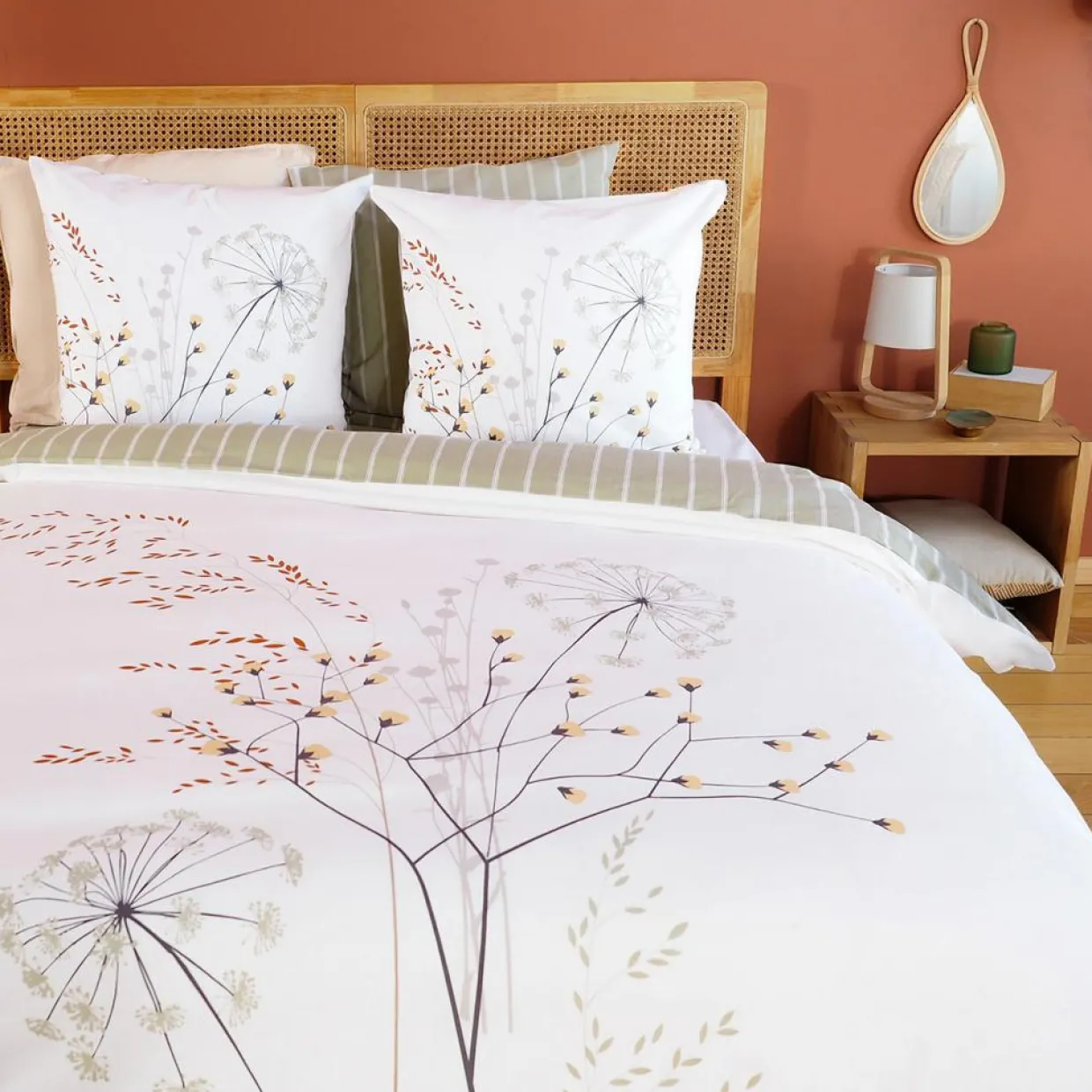 Parure housse de couette Soliflore blanche-Home Collection Discount