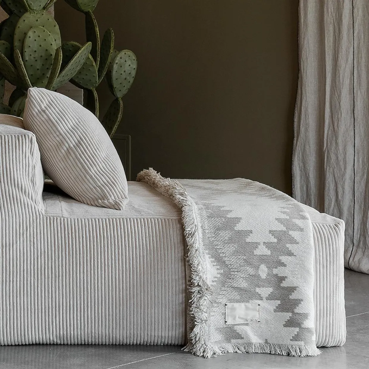 Bed and Philosophy Plaids^Plaid en laine motif kilim beige 140x200 cm