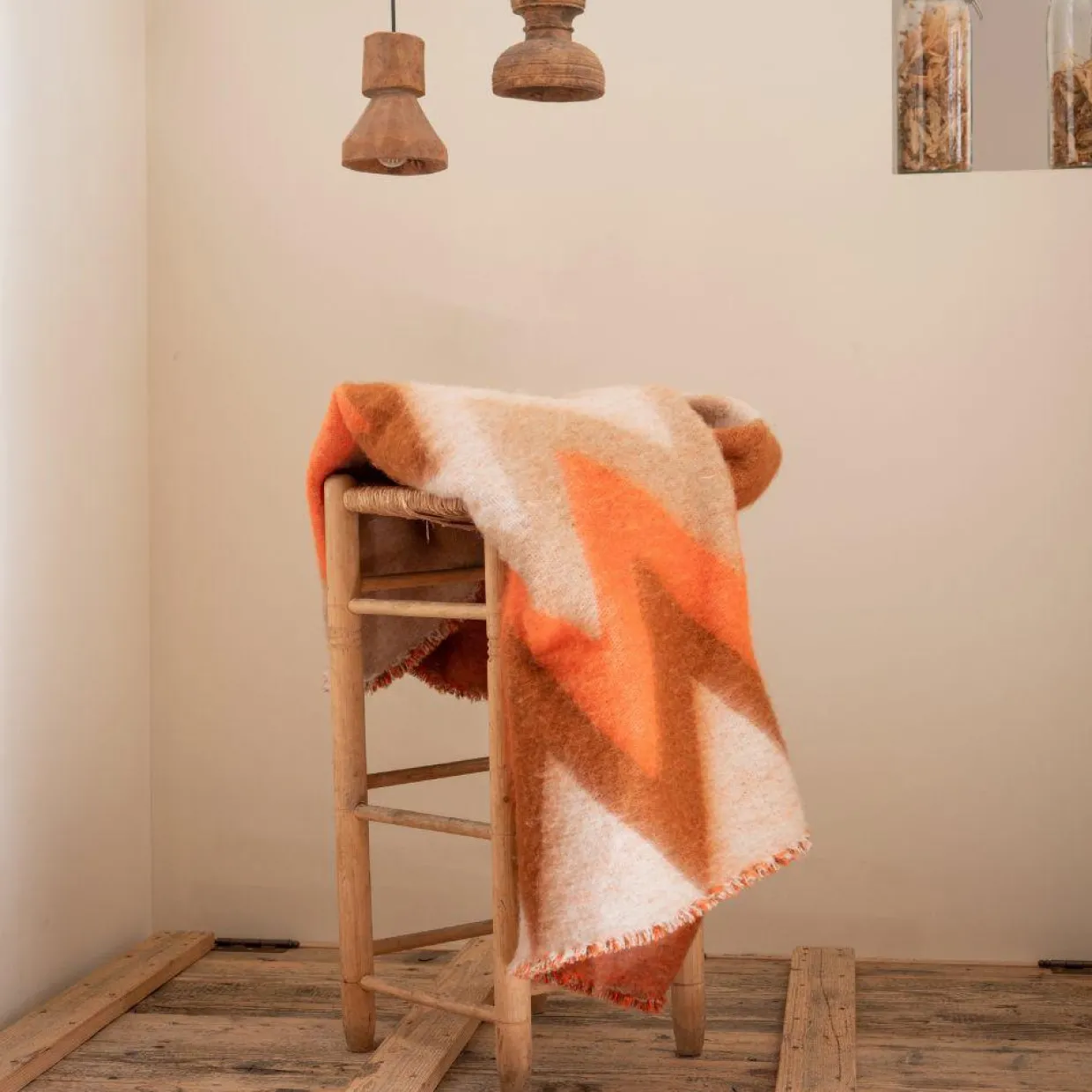 Bed and Philosophy Plaids^Plaid en laine motif 70s orange 135x230cm