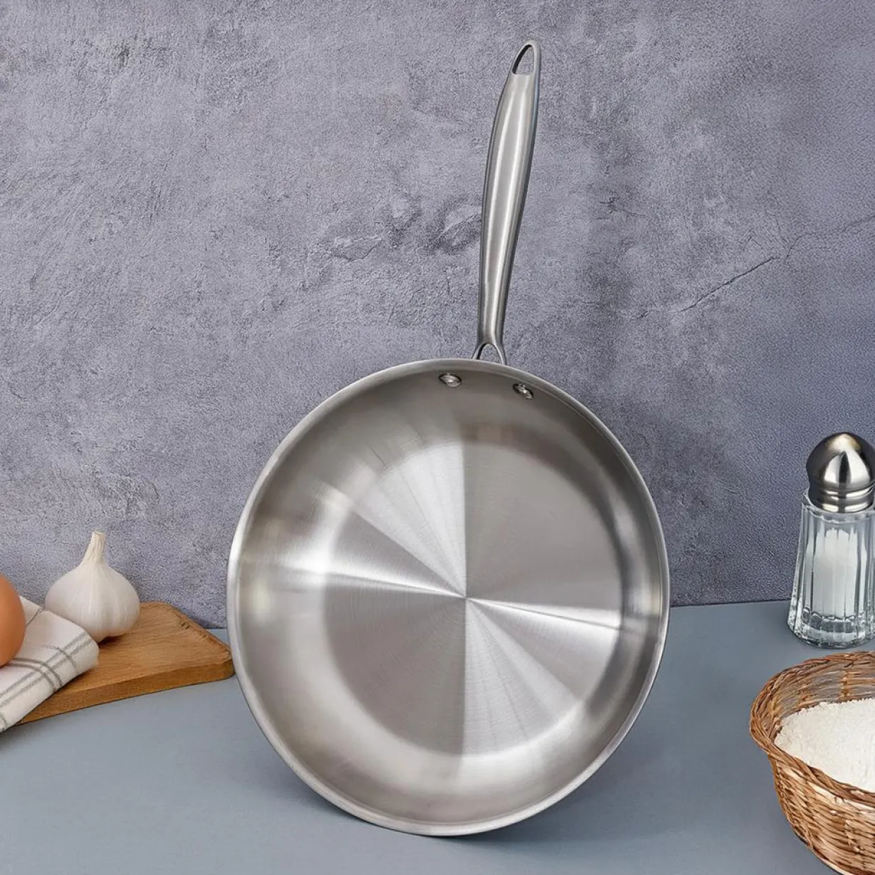 Poêle triplex induction argentée - D.28 cm-Gam'Hotel Outlet
