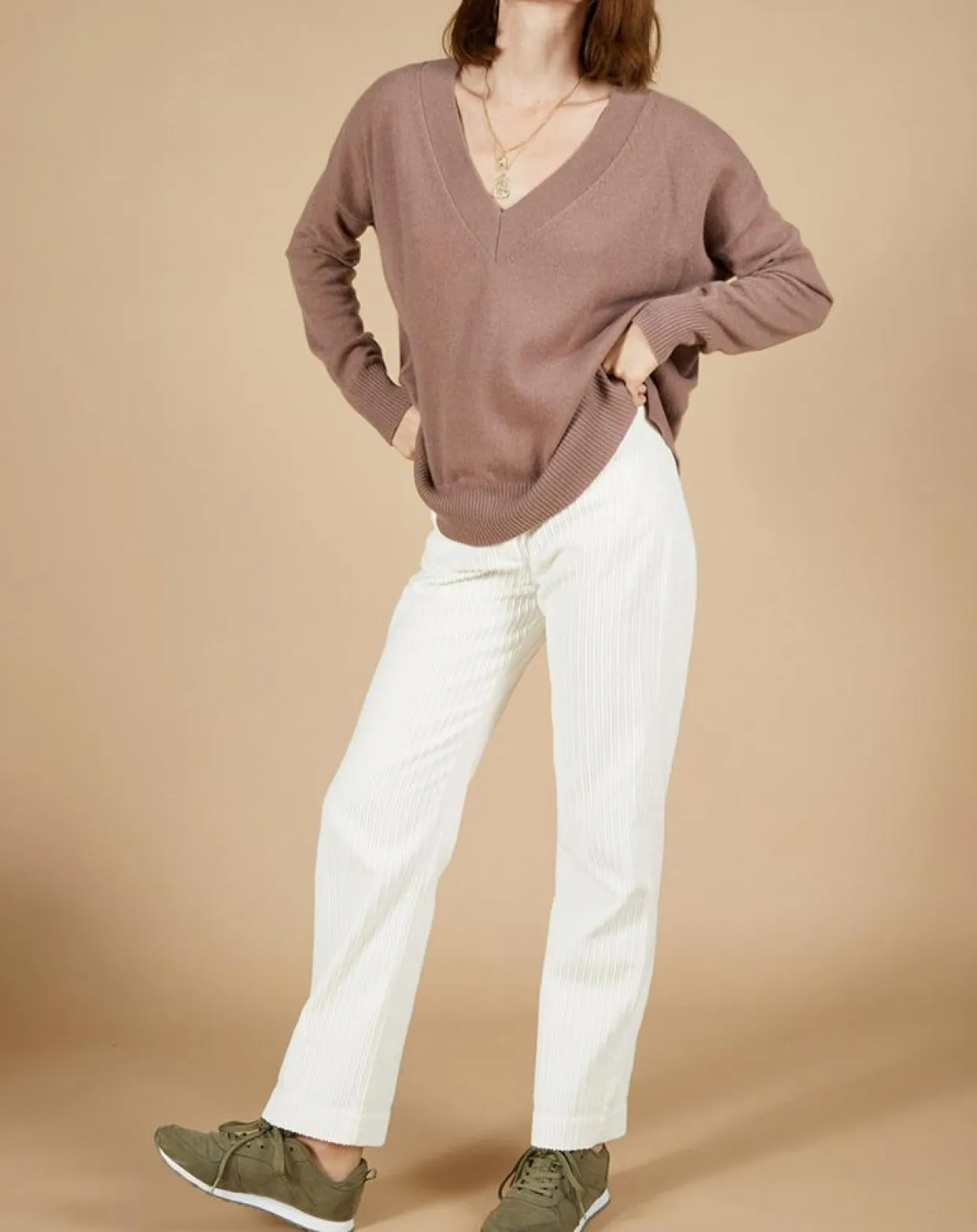 Pull 100% Cachemire Iris Col V profond oversize taupe-Cashmere Tribu Outlet