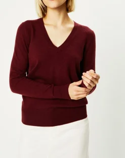 Pull 100% Cachemire Yocon col V rouge foncé-Galeries Lafayette Sale
