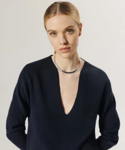 Pull Perséphone en laine col V profond noir-Rodier Sale