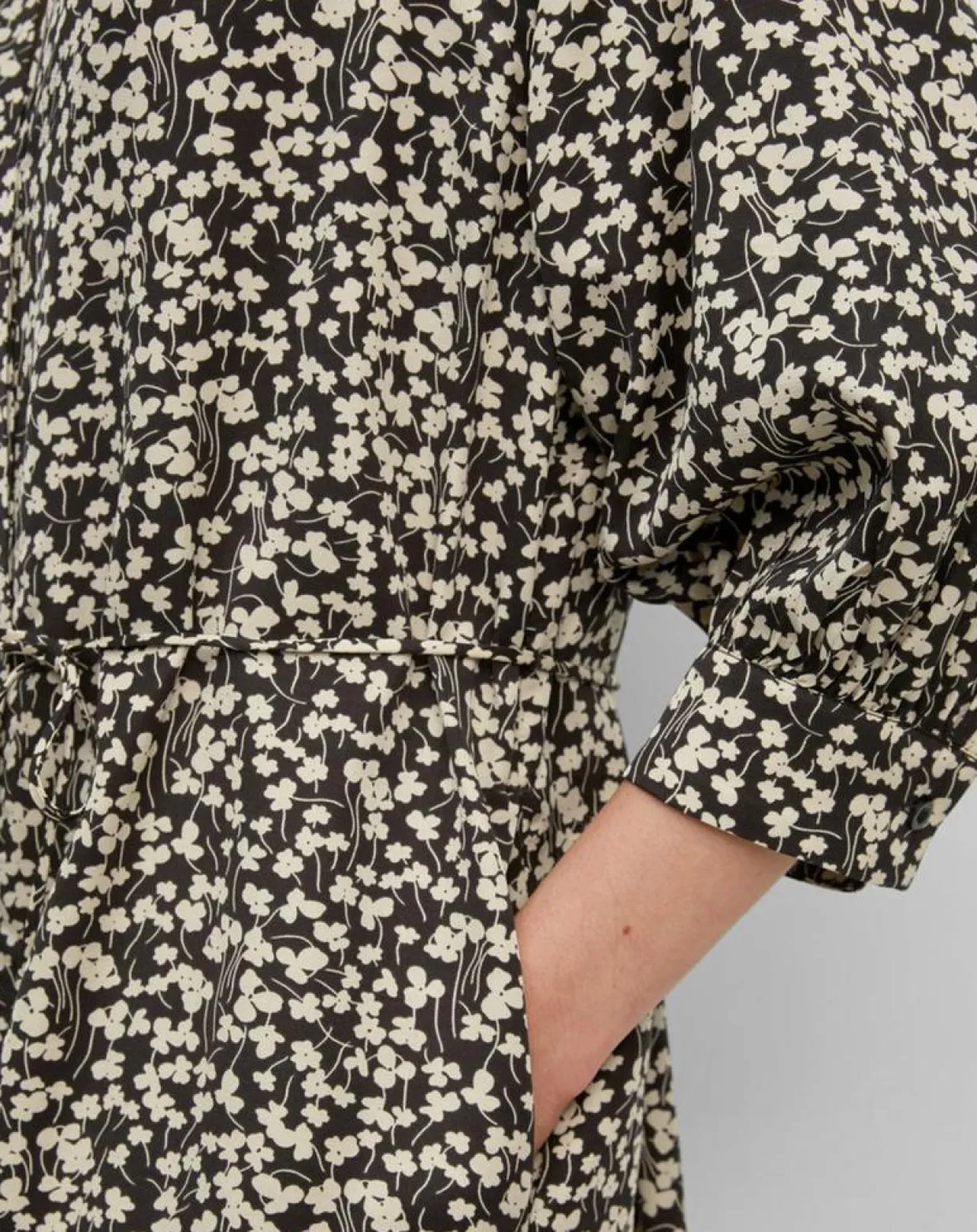 Robe Chemise ceinturé à fleurs noir/écru-Marc O'Polo New
