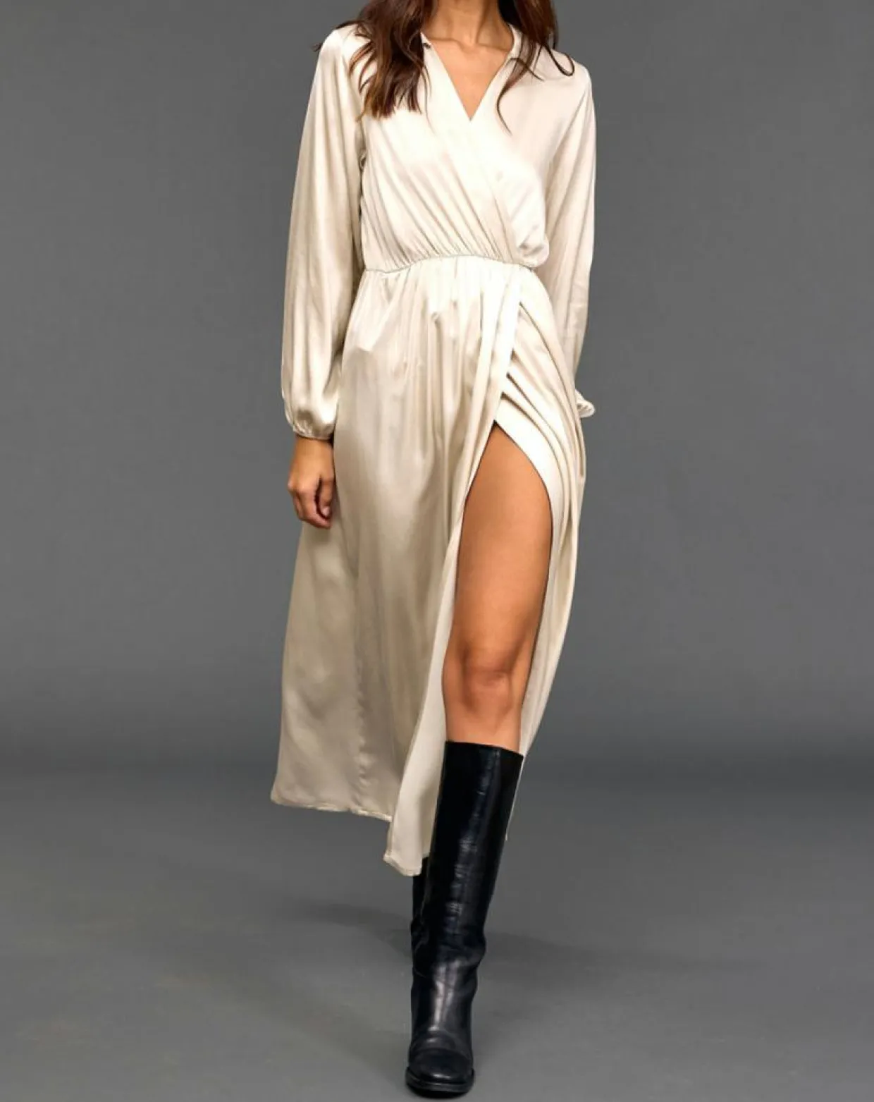 Robe Mayfair crème-Lauren Vidal Online
