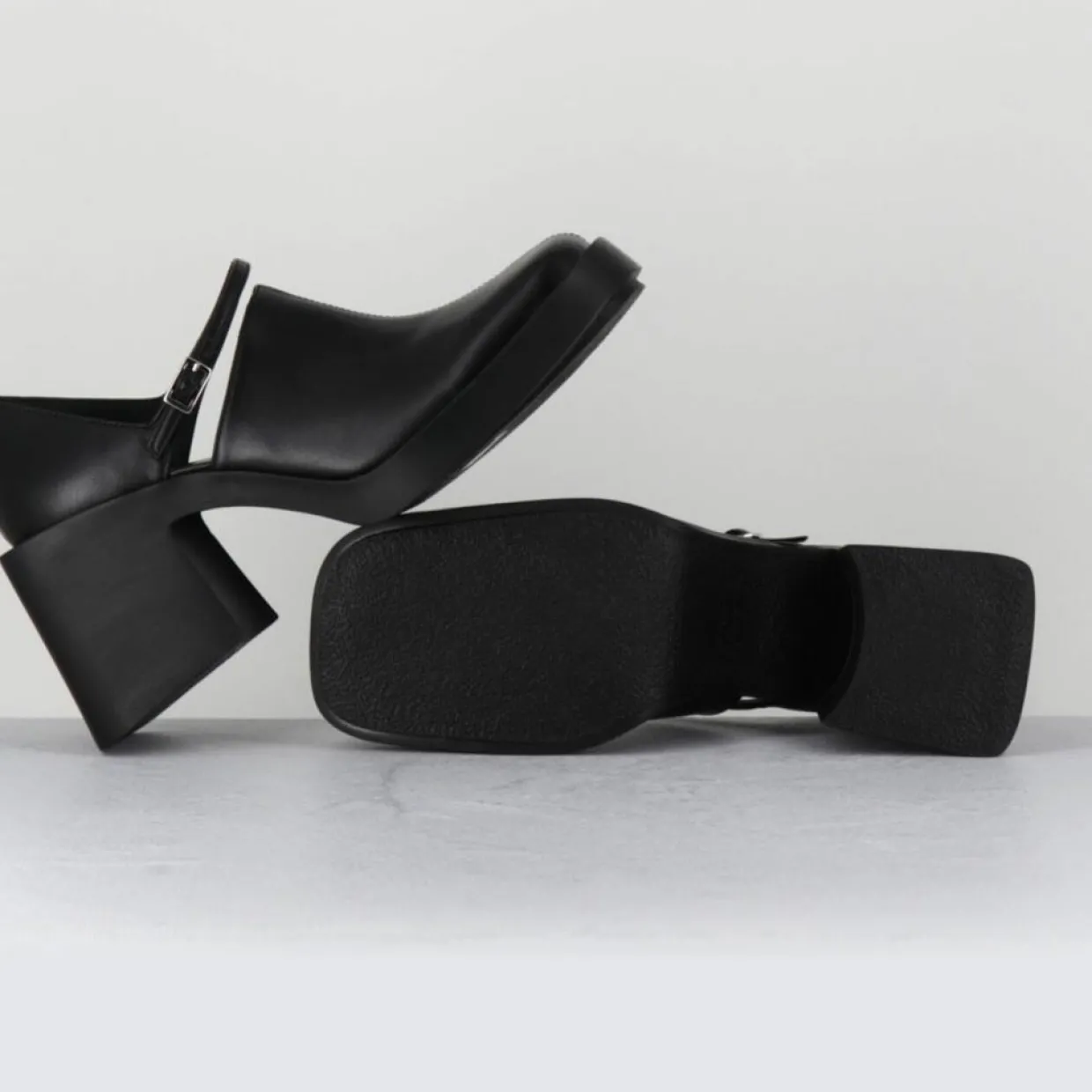 Femme Justine Clenquet Sandales À Talons^Sabots en Cuir Kim noirs - Talon 8 cm