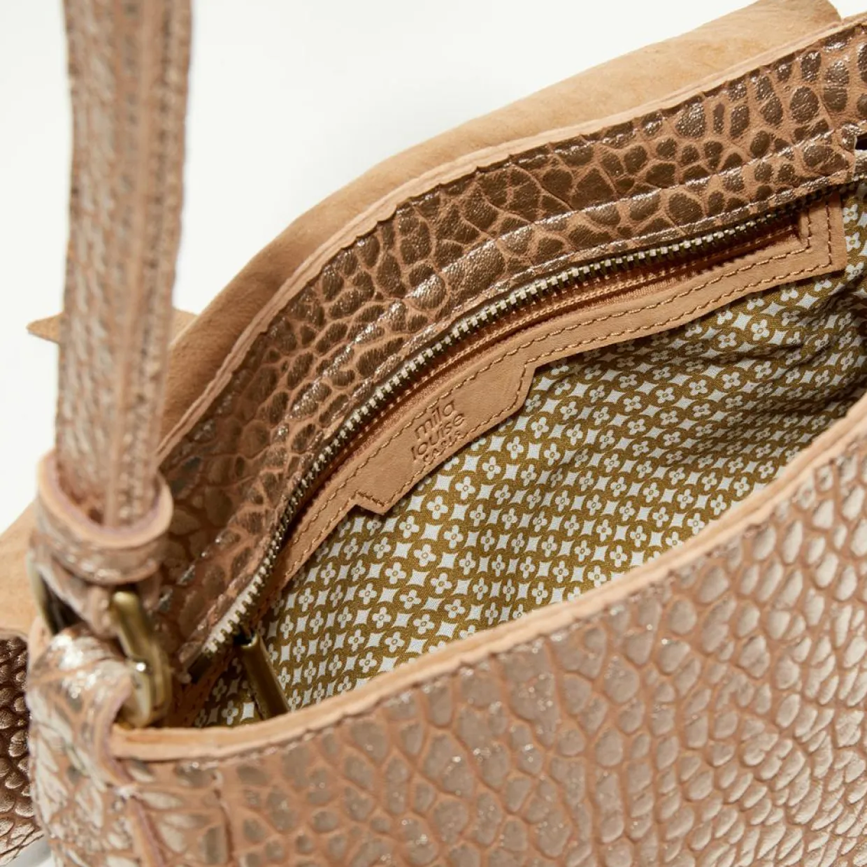 Sac besace en Cuir Bess J rose - 25x20x7 cm-Mila Louise Sale