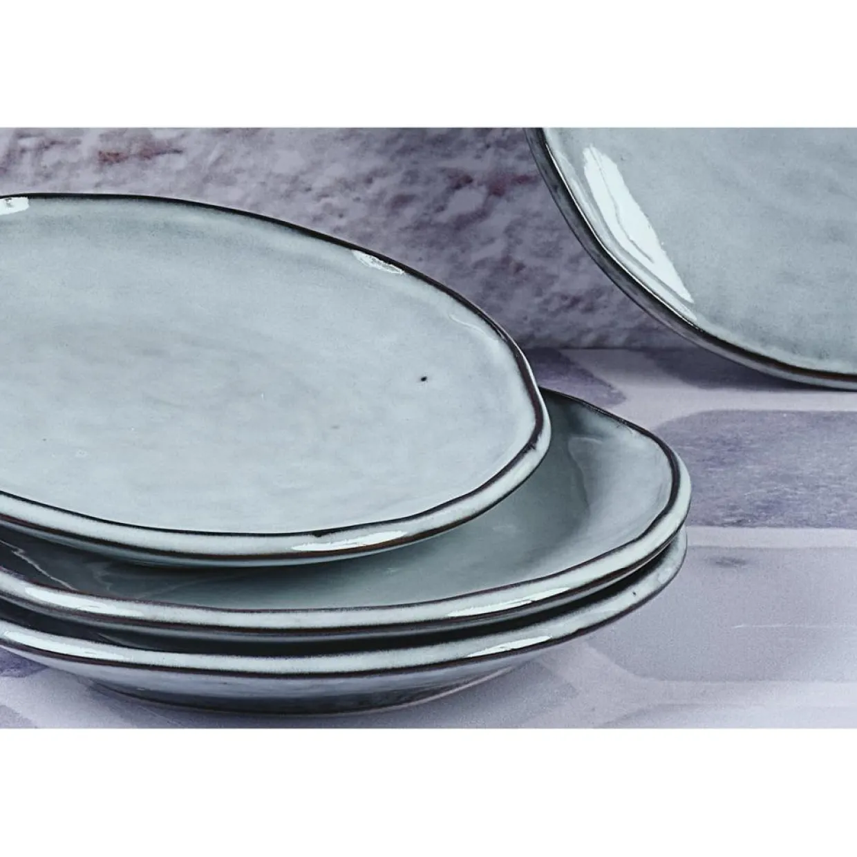 Bjorn Assiettes^Service Les Essentiels en Grès Cloud gris clair - 18 pièces