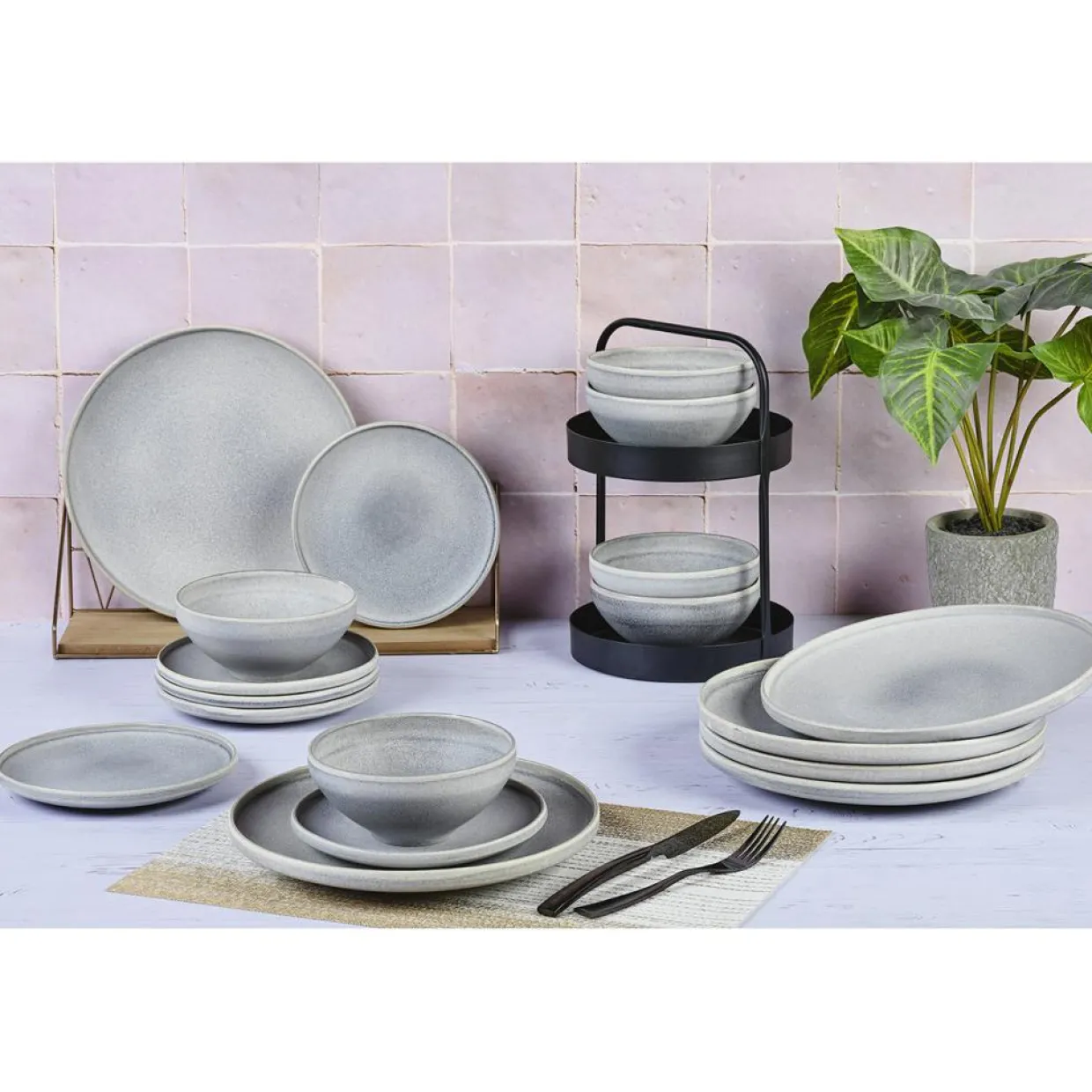 Bjorn Assiettes^Service Les Essentiels en Grès Stone gris clair - 18 pièces
