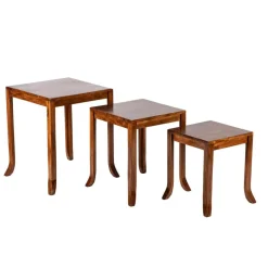 Bois & Chiffons Tables^Set de 3 tables basses gigognes en acacia massif Marron - 45x45x56 cm
