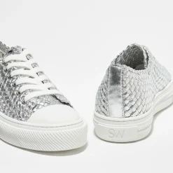 Sneakers en Cuir Wova Low-Top argentées-Stuart Weitzman